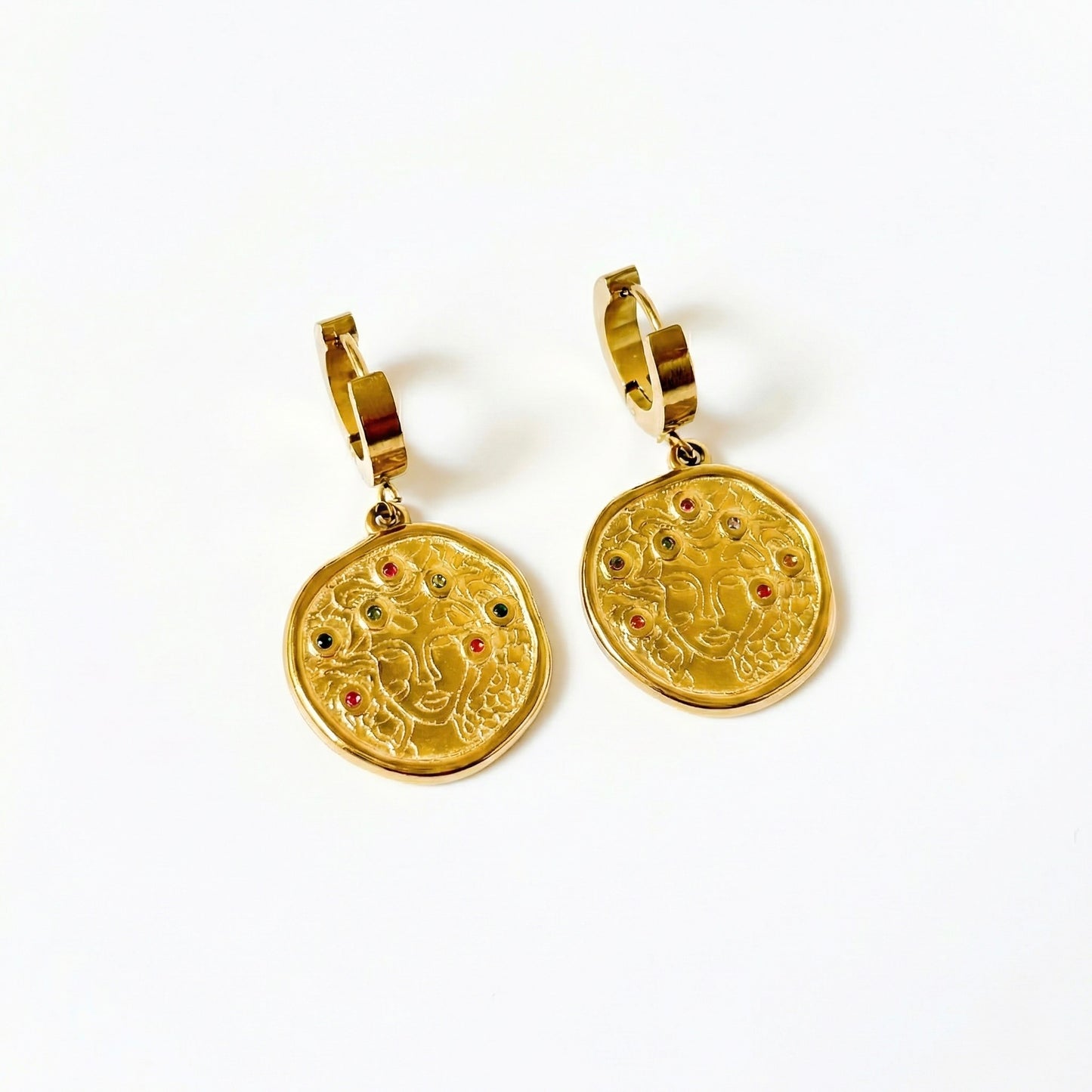 Nerina Pendant Necklace