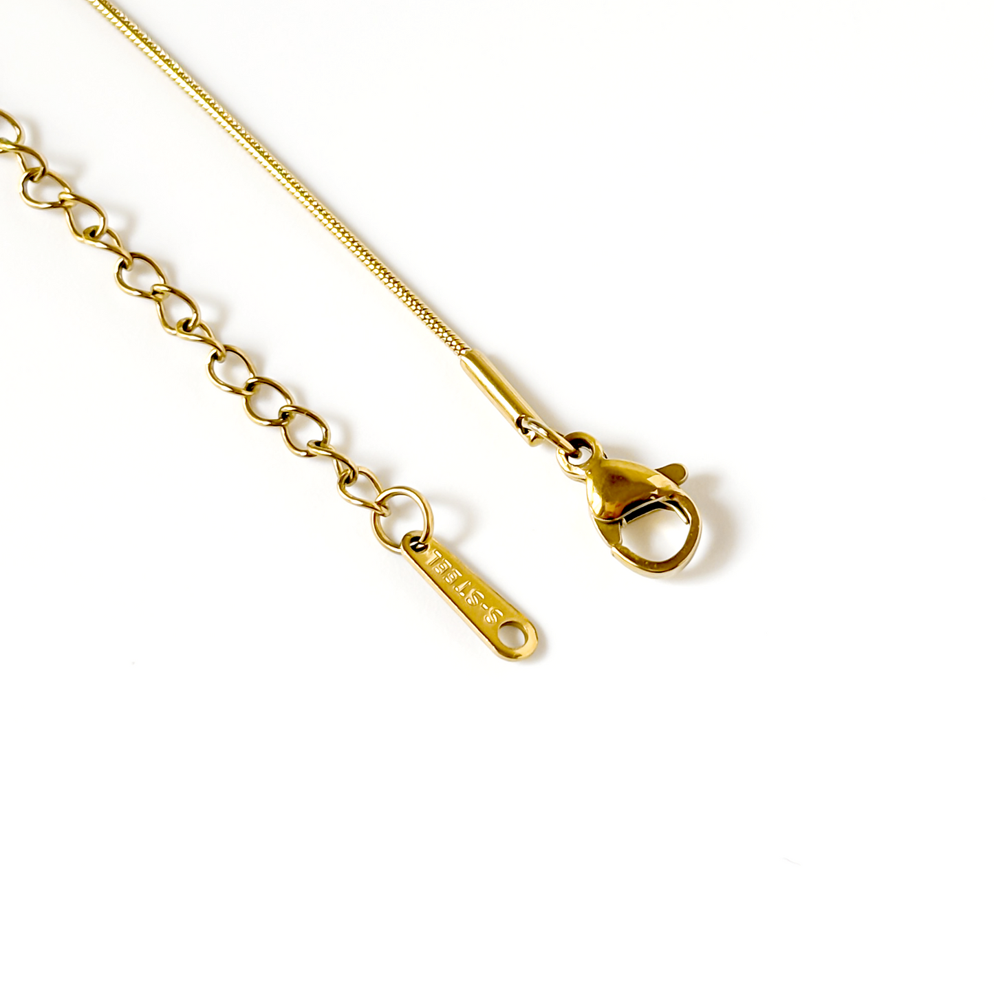 Solenn Pendant Necklace
