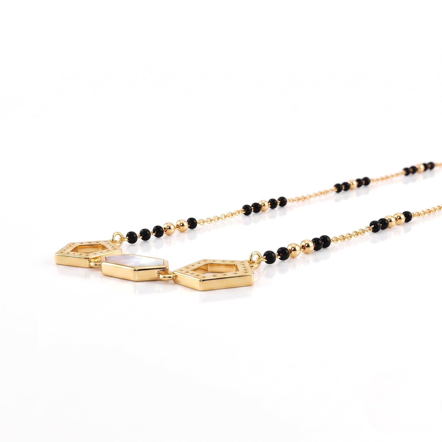 Sia Mangalsutra