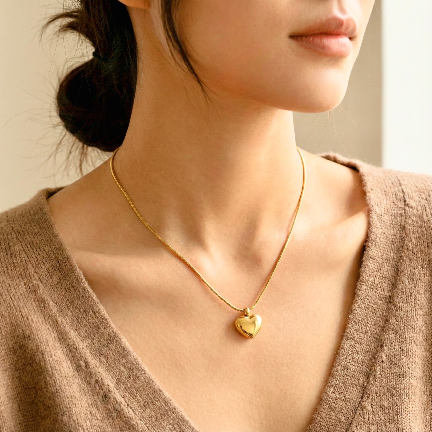 Amora Heart Pendant Necklace