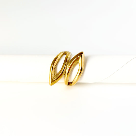 Aelina Leaf Ring