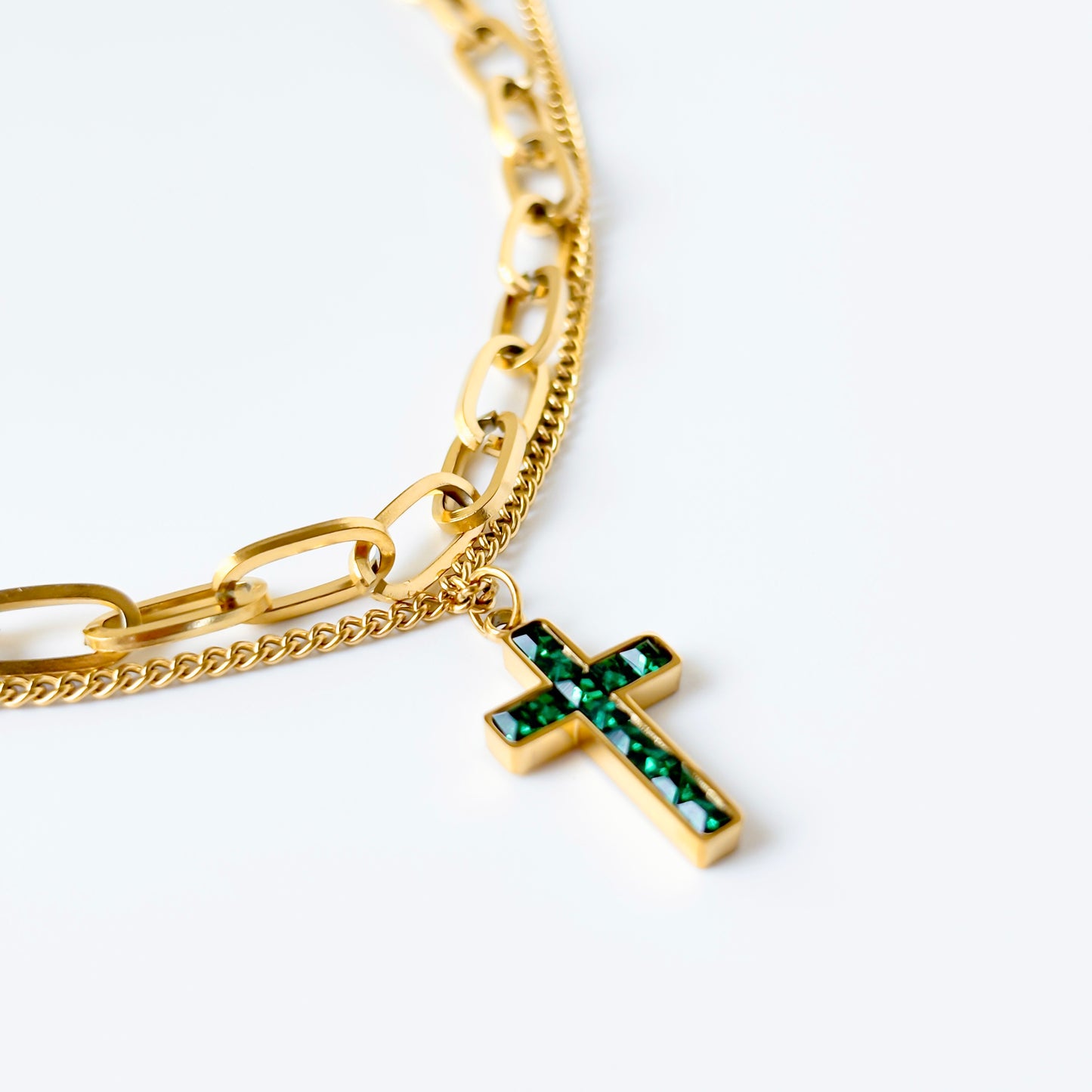 Auren Link Cross Necklace