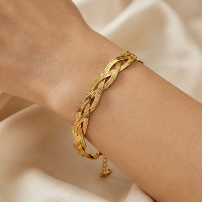 Aura Braid Chain Bracelet