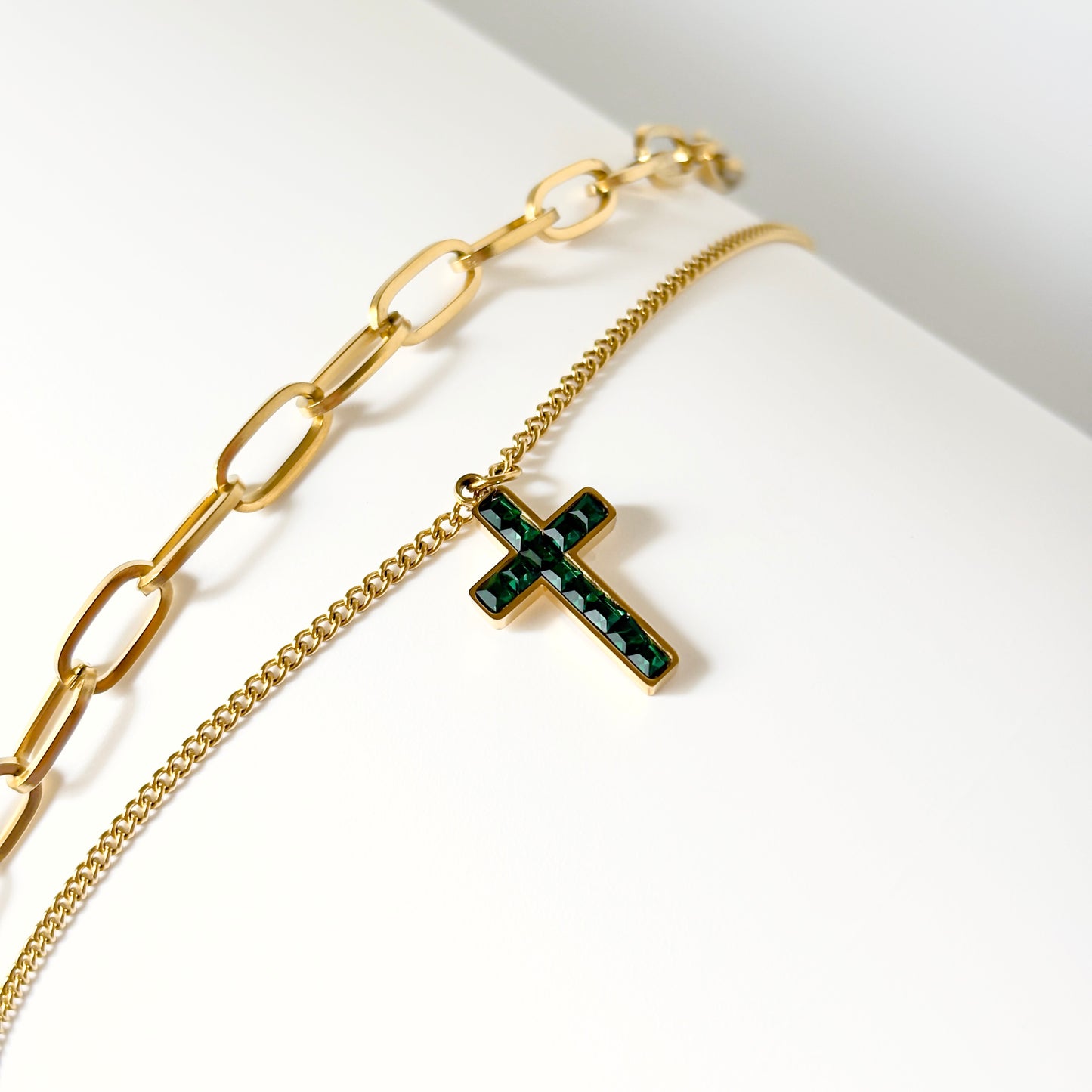 Auren Link Cross Necklace
