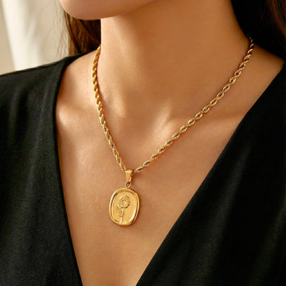 Flower Bloom Pendant Necklace