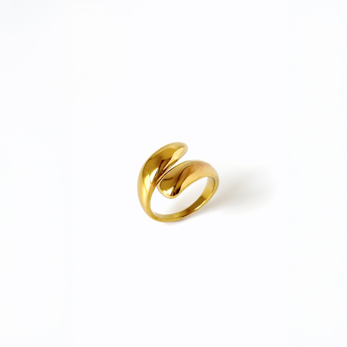 Veyla Curve Ring