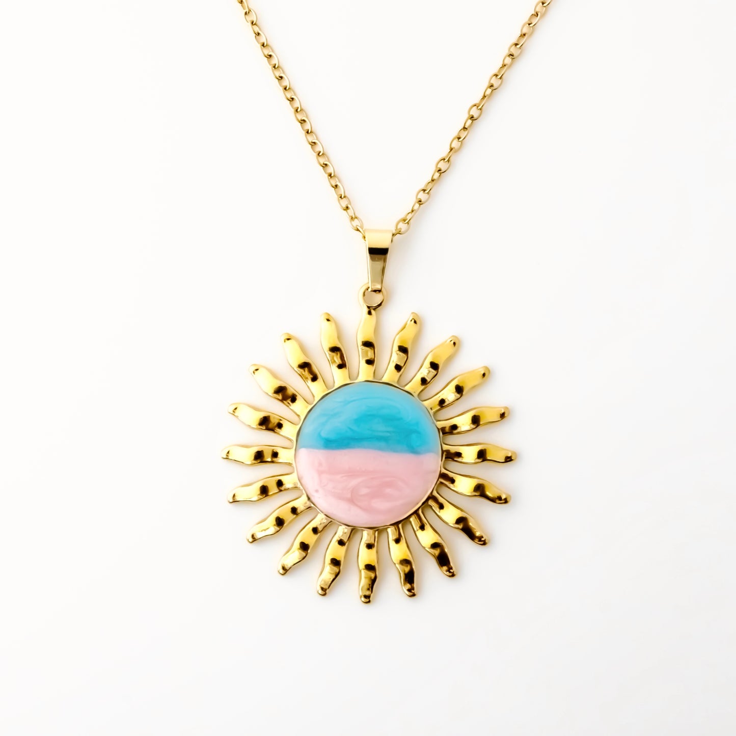 Soléa Aura Sun Pendant