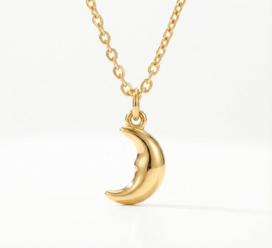 Lunara Moon Pendant