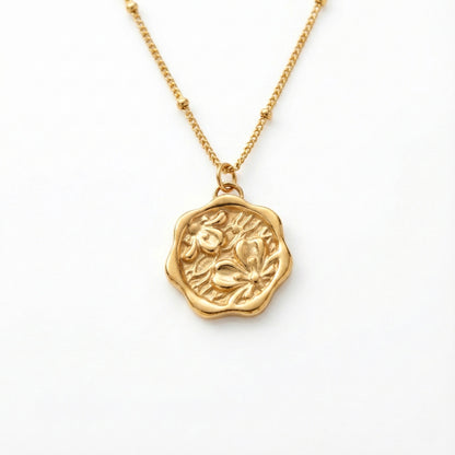 Alina Floral Necklace