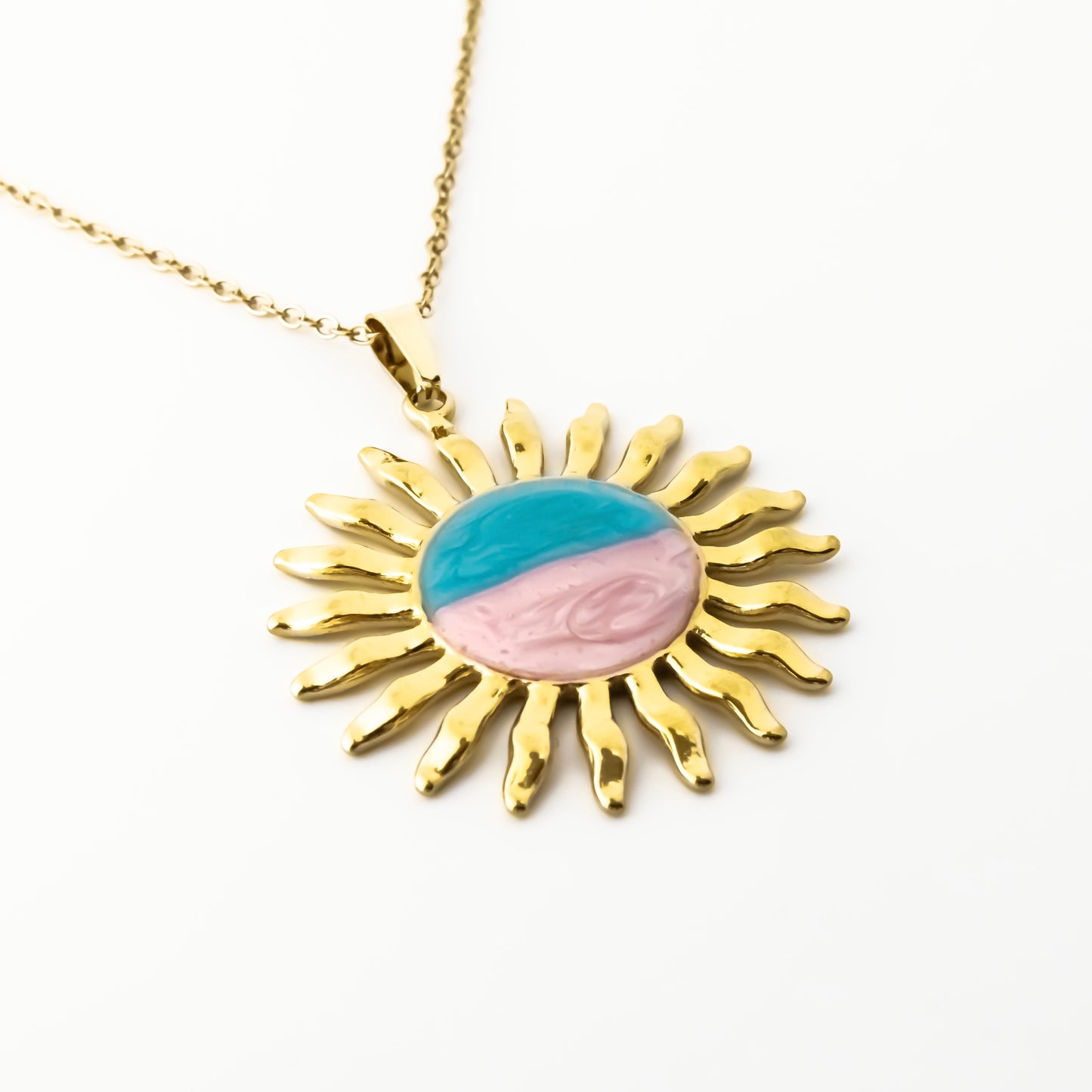 Soléa Aura Sun Pendant