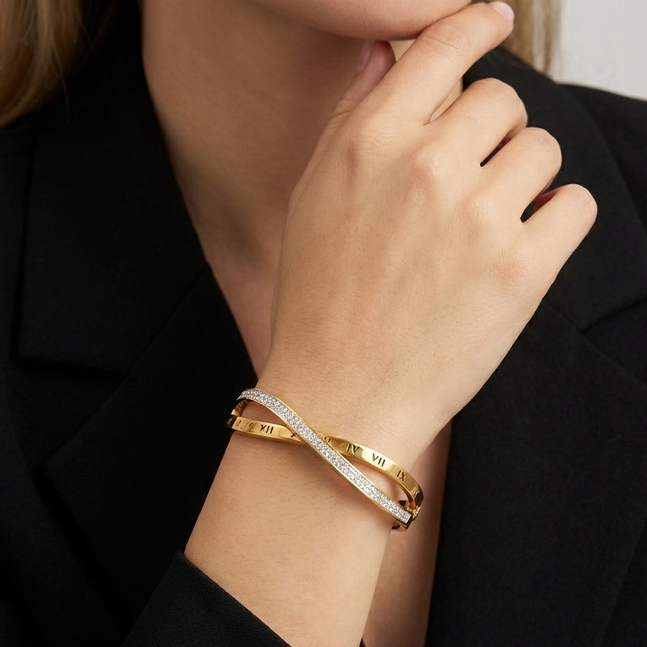 Luminara Infinity Cuff