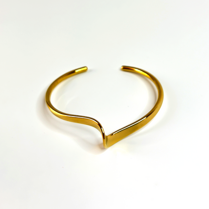 Nira Wave Cuff Bracelet