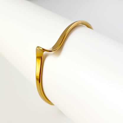 Nira Wave Cuff Bracelet