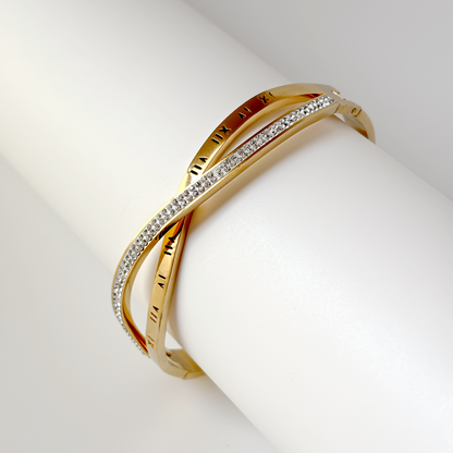 Luminara Infinity Cuff